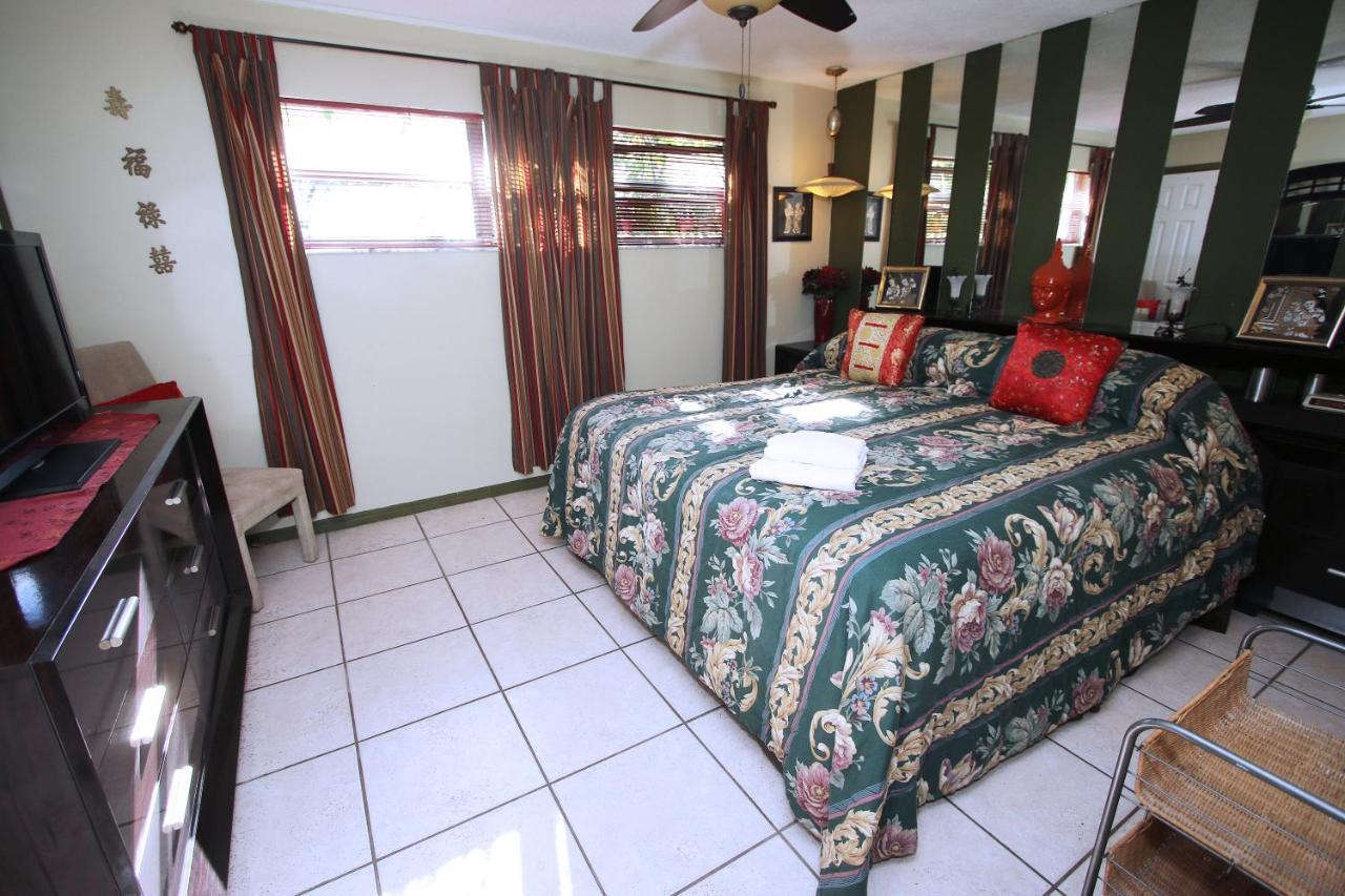 Affordable Beach Condos - One Bedroom Dlx Condos St. Pete Beach Exteriör bild