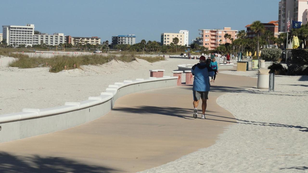 Affordable Beach Condos - One Bedroom Dlx Condos St. Pete Beach Exteriör bild