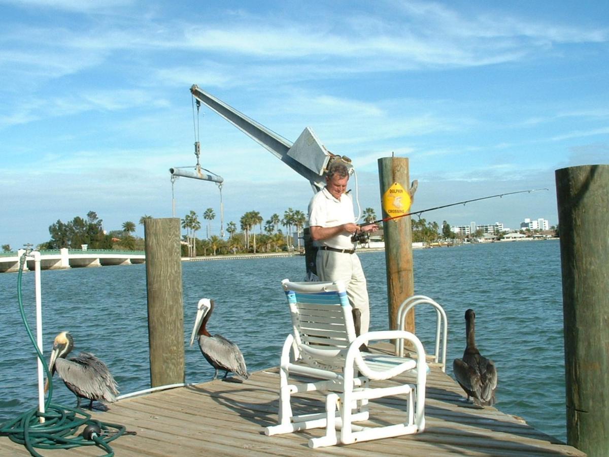 Affordable Beach Condos - One Bedroom Dlx Condos St. Pete Beach Exteriör bild